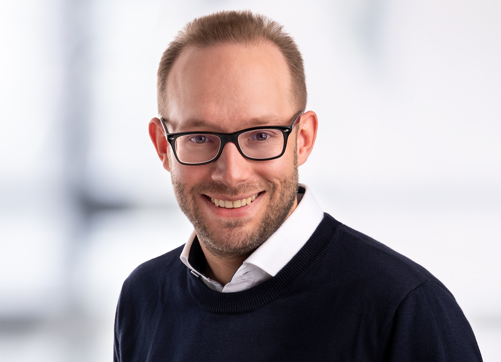 Porträtfoto von Tobias Schwalm